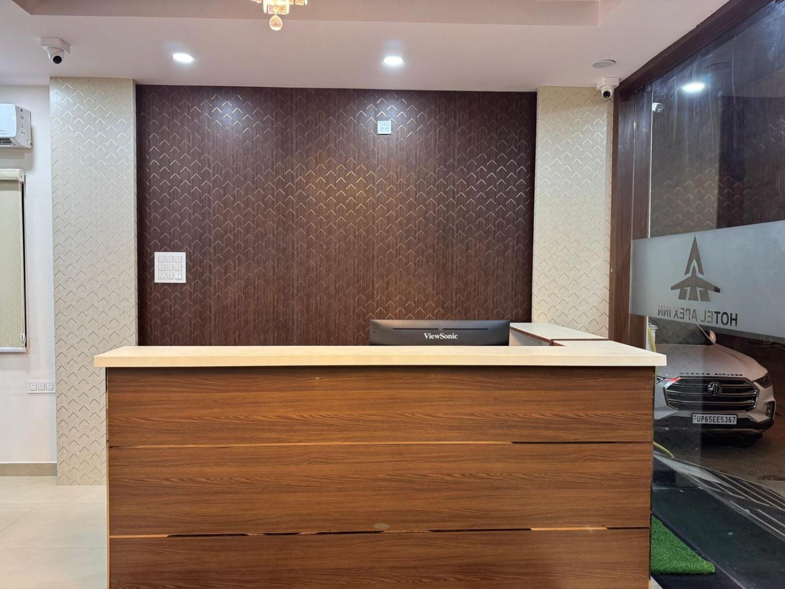 Hotel Apex Inn Hyderabad Airport Buitenkant foto