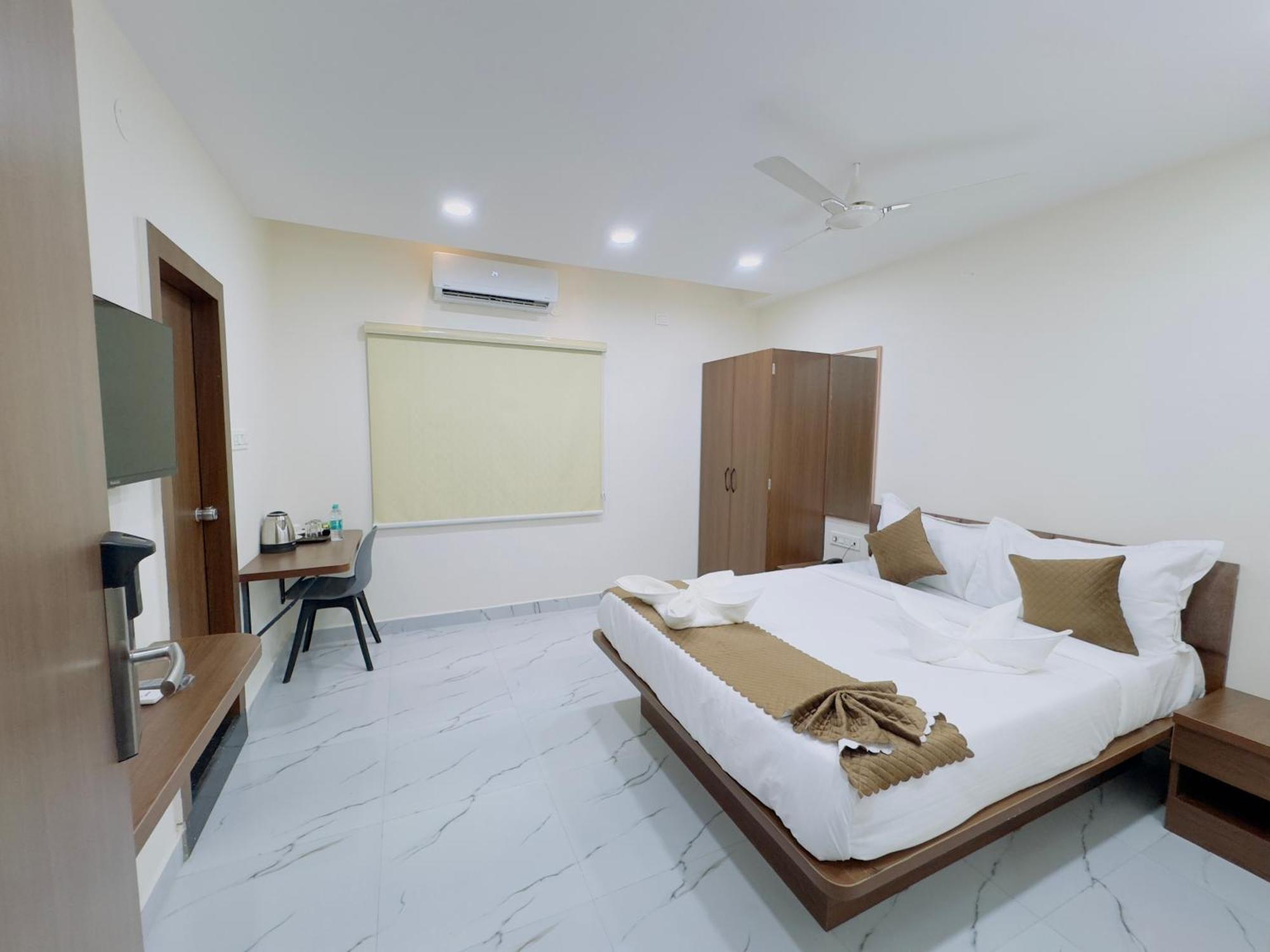 Hotel Apex Inn Hyderabad Airport Buitenkant foto